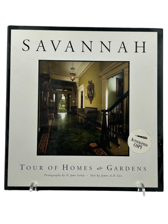 SAVANNAH HOMES AND GARDENS COFFEE TABLE BOOK: SAVANNAH HOMES AND GARDENS COFFEE TABLE BOOK