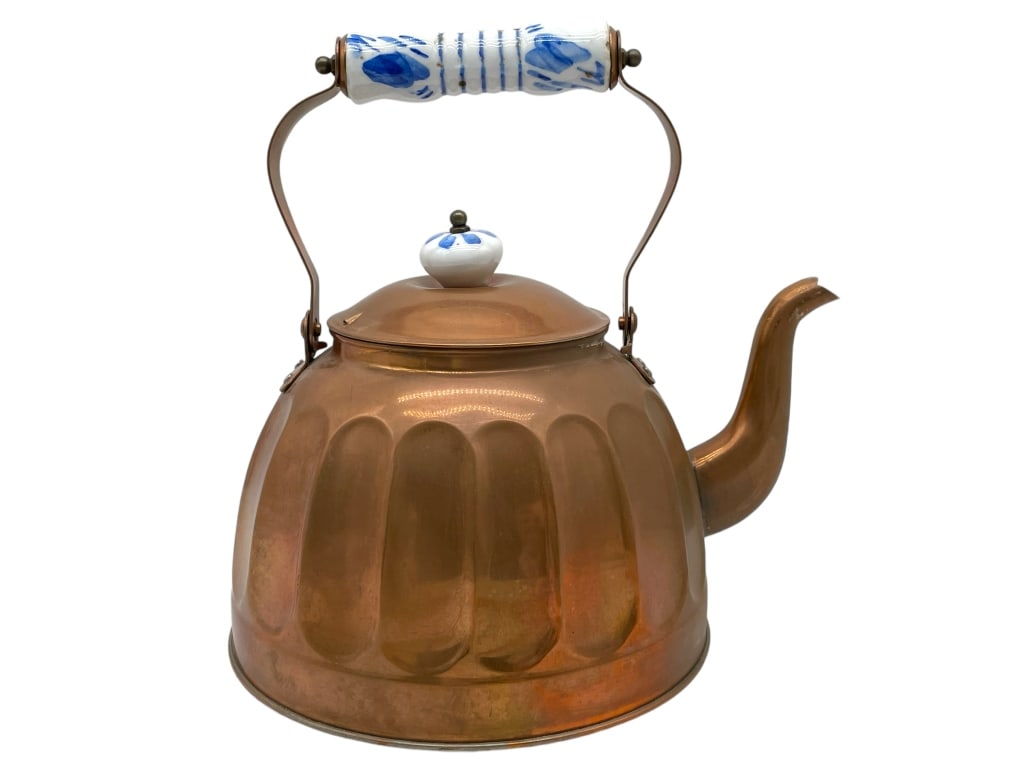VINTAGE COPPER TEA KETTLE WITH BLUE HANDLE (1 of 7)