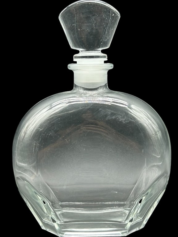 VINTAGE GLASS DECANTER: VINTAGE GLASS DECANTER