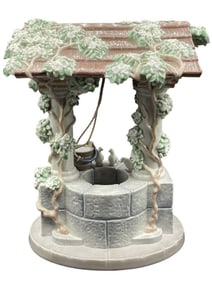 LLADRO SNOW WHITE'S WISHING WELL FIGURE 12"