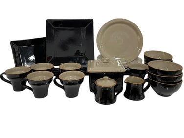 27 PIECE VIETRI ITALY DINNERWARE SET SERVICE FOR 6