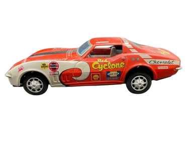 BATTERY OPERATED TIN TOY CHEVY CORVETTE RACING 9.5