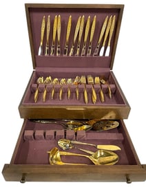 VINTAGE GOLD FLATWARE SET WITH CASE
