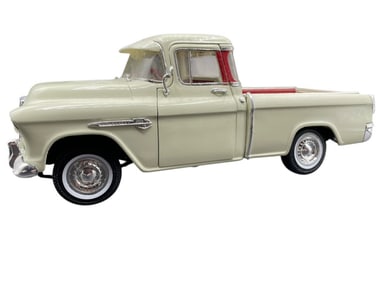 1955 CHEVY 3100 CAMEO SCALE MODEL PICK UP TRUCK