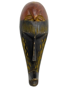 VINTAGE HAND CARVED WOOD AFRICAN WALL MASK