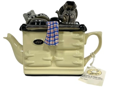 NEW! THE TEA POTTERY STOVE AND CAT TEAPOT