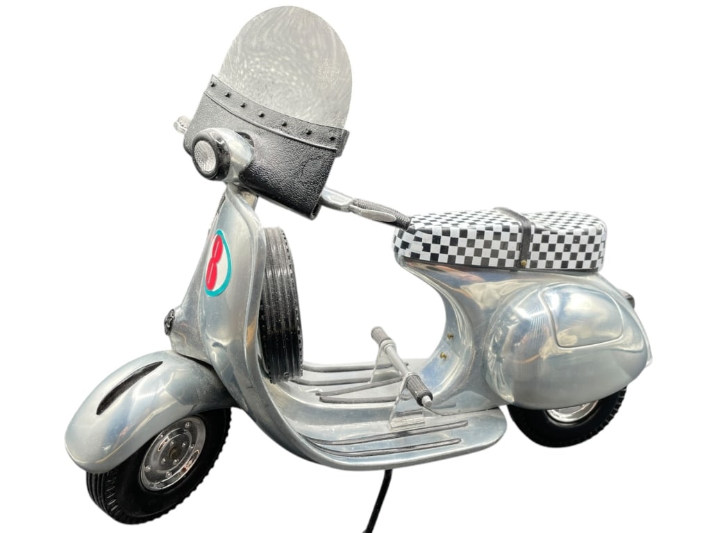 XONEX LIMITED EDITION VESPA SCOOTER REPLICA 6" (1 of 8)