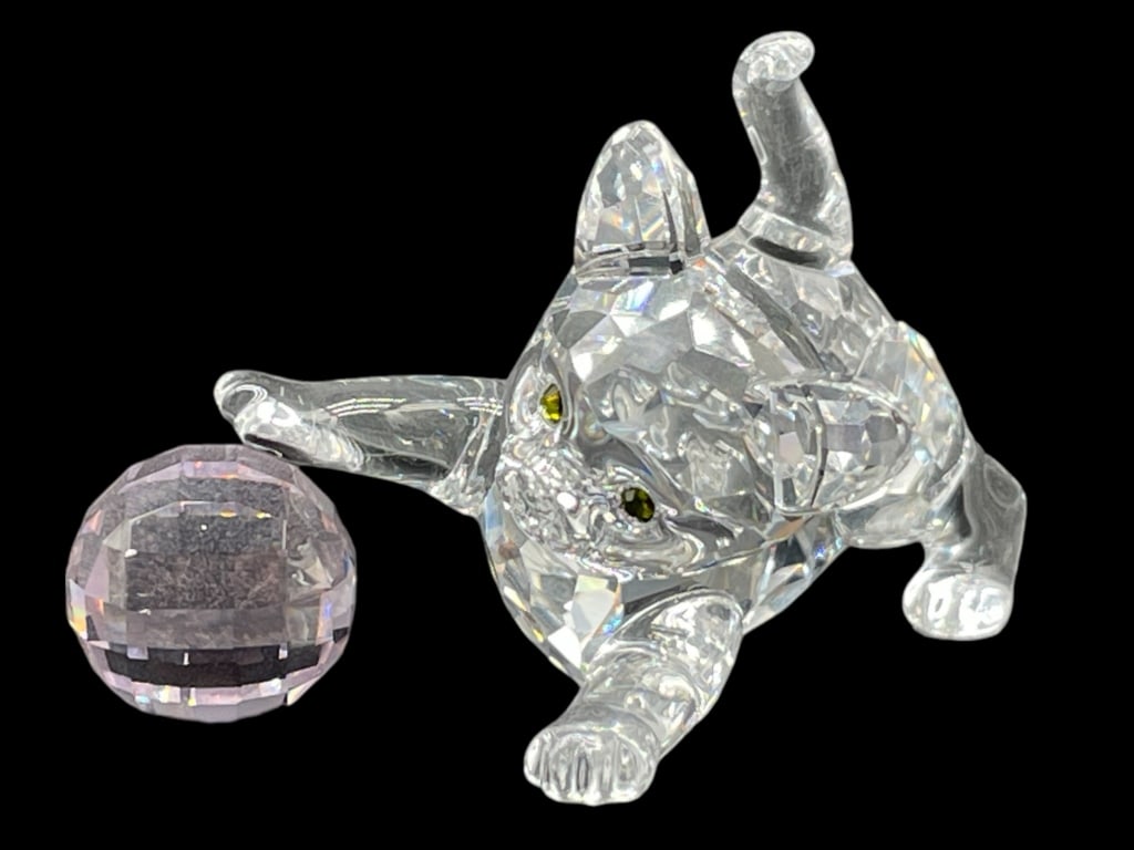 SWAROVSKI CRYSTAL KITTEN W/ PINK BALL FIGURINE 1" (1 of 8)