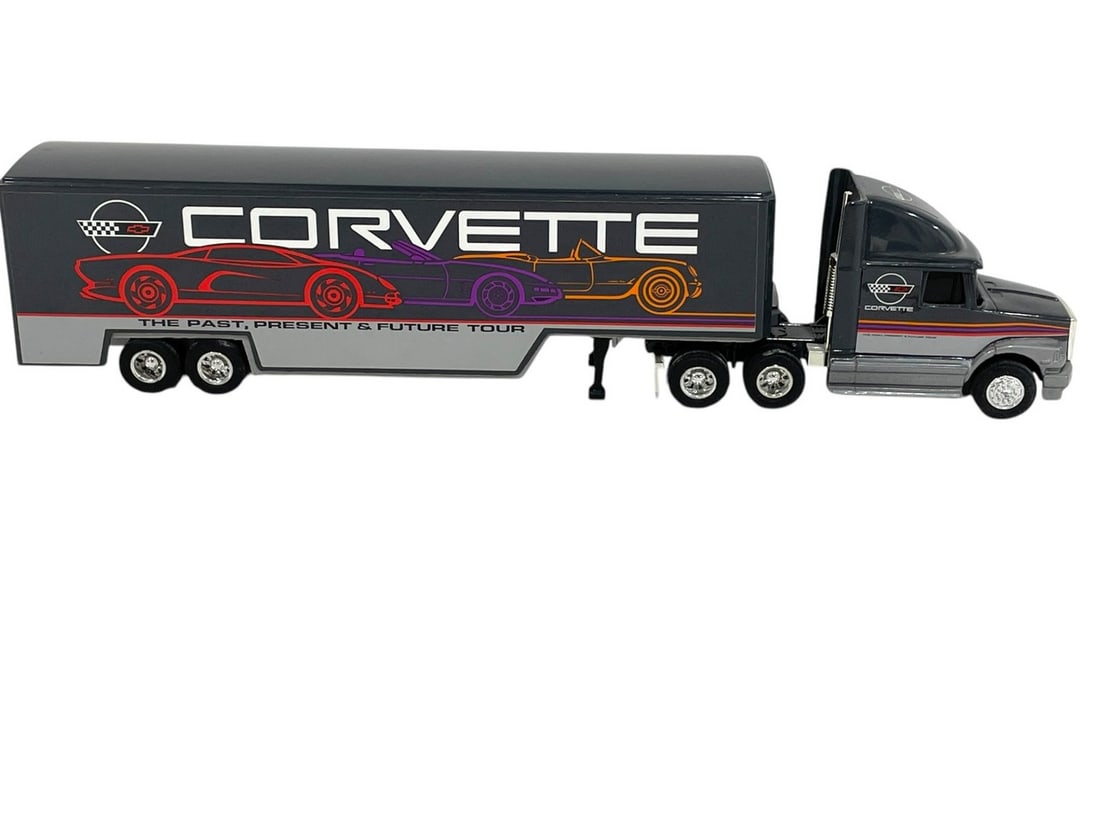 ERTL CORVETTE SEMI DIE CAST SCALE MODEL 11" (1 of 8)