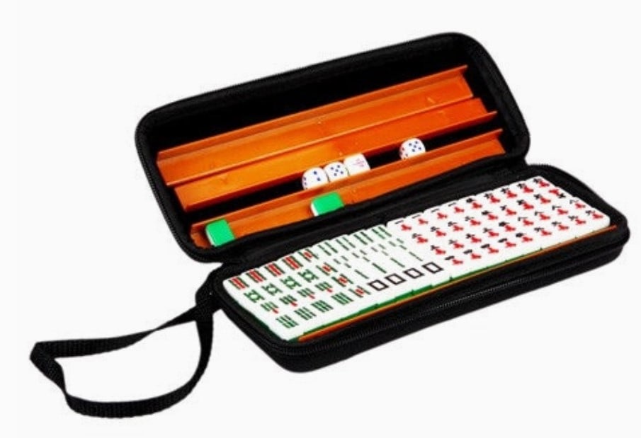 NEW! TRAVEL MAH JONG SET (1 of 2)