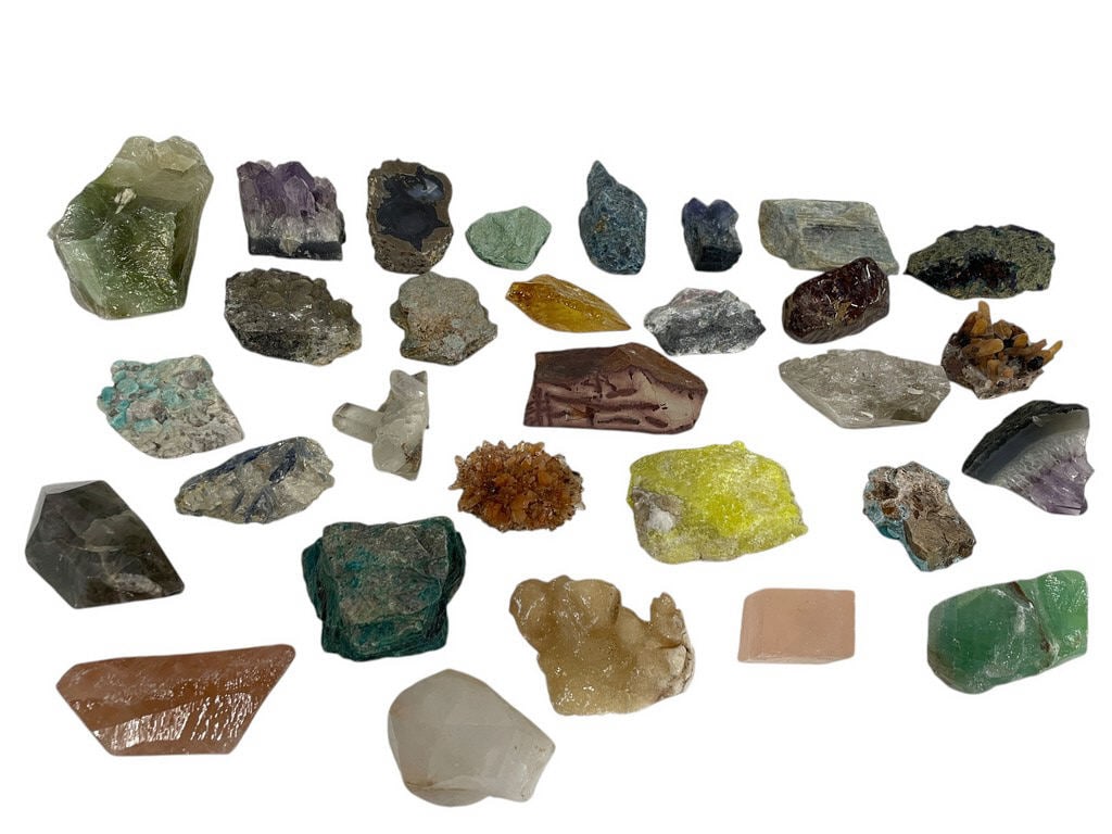 LARGE VARIETY OF SPIRITUAL CRYSTAL GEODE MINERALS (1 of 8)