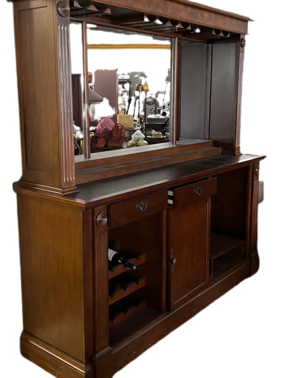 BEAUTIFUL WOOD HOME WINE BAR 78": BEAUTIFUL WOOD HOME WINE BAR WITH BUILT IN GLASS RACKS, WINE RACK AND RECESSED LIGHTS -80" X 78" X 22" APPROX -VERY GOOD CONDITION WEAR CONSISTENT WITH AGE AND USE -DP12221