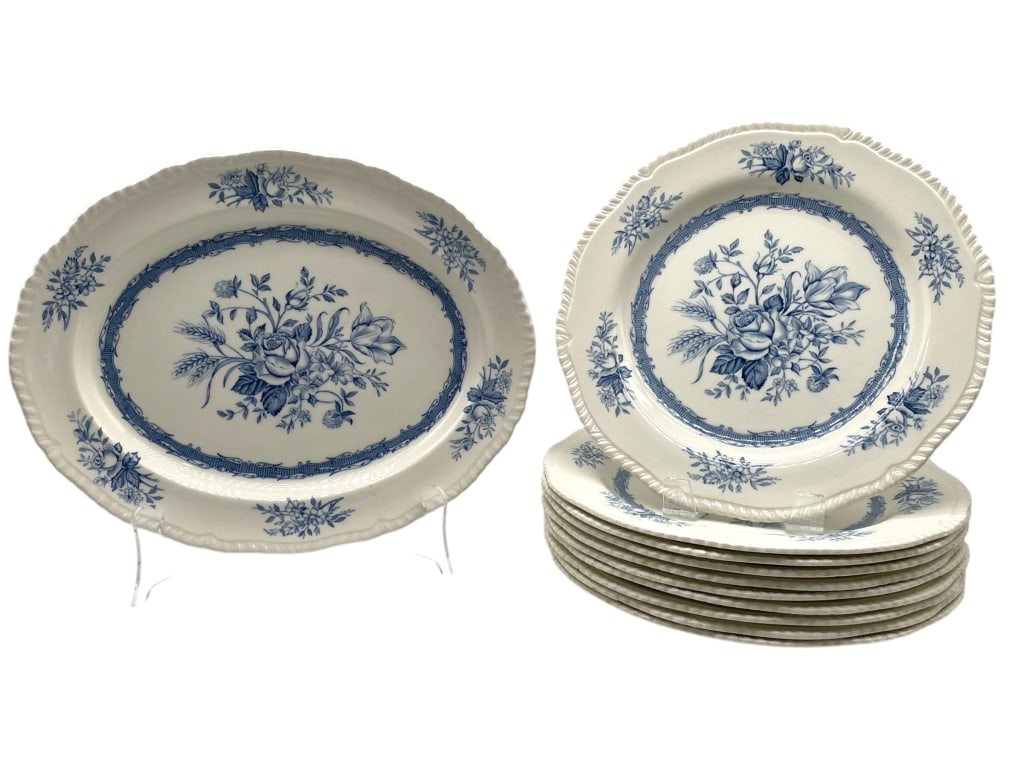 WOODS AND SONS ROSEDALE PLATTER & 10 PLATES: WOODS AND SONS ROSEDALE PLATTER & 10 PLATES -GOOD PRE OWNED CONDITION, SOME CHIPS ON A FEW OF THE EDGES OF THE PLATES -PLATTER APPROX 12" X 9.5", PLATES APPROX 9.5" -JA 012425