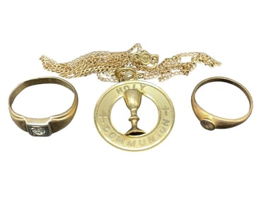 14K GOLD COMMUNION NECKLACE AND RINGS 4 GRAMS