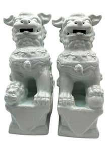 NEW! PAIR OF WHITE PORCELAIN CHINESE FOO DOGS 14"