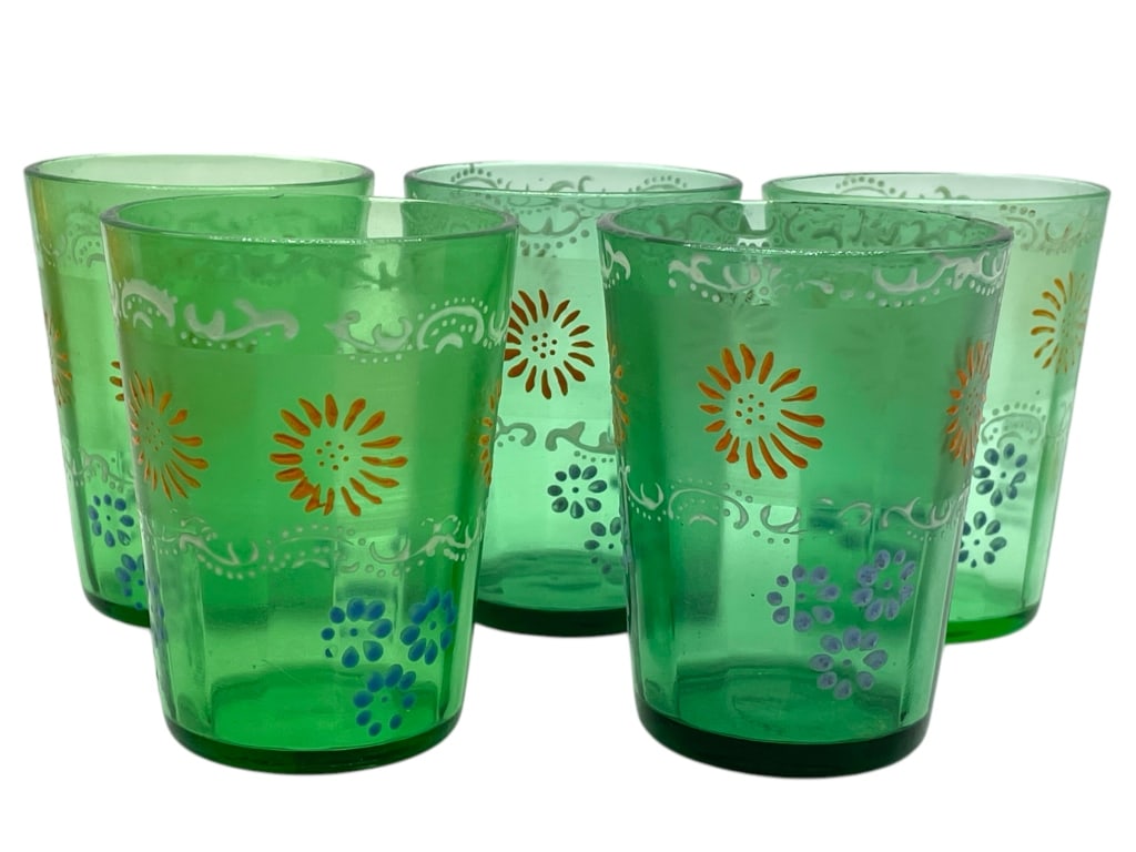 VINTAGE SET OF 5 HAND PAINTED GREEN GLASS TUMBLERS (1 of 5)