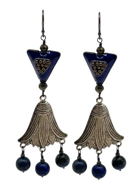 SILVER LOTUS AND BLUE BEADED DROP EARRINGS: SILVER LOTUS AND BLUE BEADED DROP EARRINGS -VERY GOOD PRE OWNED CONDITION -APPROX 2" DROP -JA 012725 --- Please note that due to limited storage space, all items must be picked up within 14 days