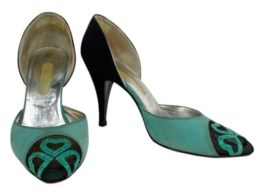 BLACK AND TEAL HEART TOE PUMPS SZ 6.5