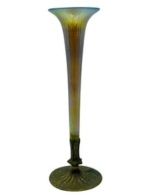 LOUIS C. TIFFANY VASE FAVRILE TRUMPET VASE 16.5"