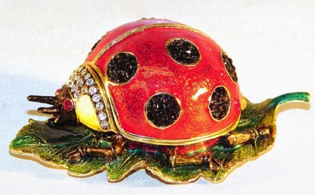 NEW! JAY STRONGWATER STYLE JEWELED LADYBUG BOX 3"