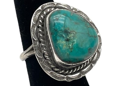 VINTAGE NAVAJO SILVER TURQUOISE RING SZ 5.5 8.09G