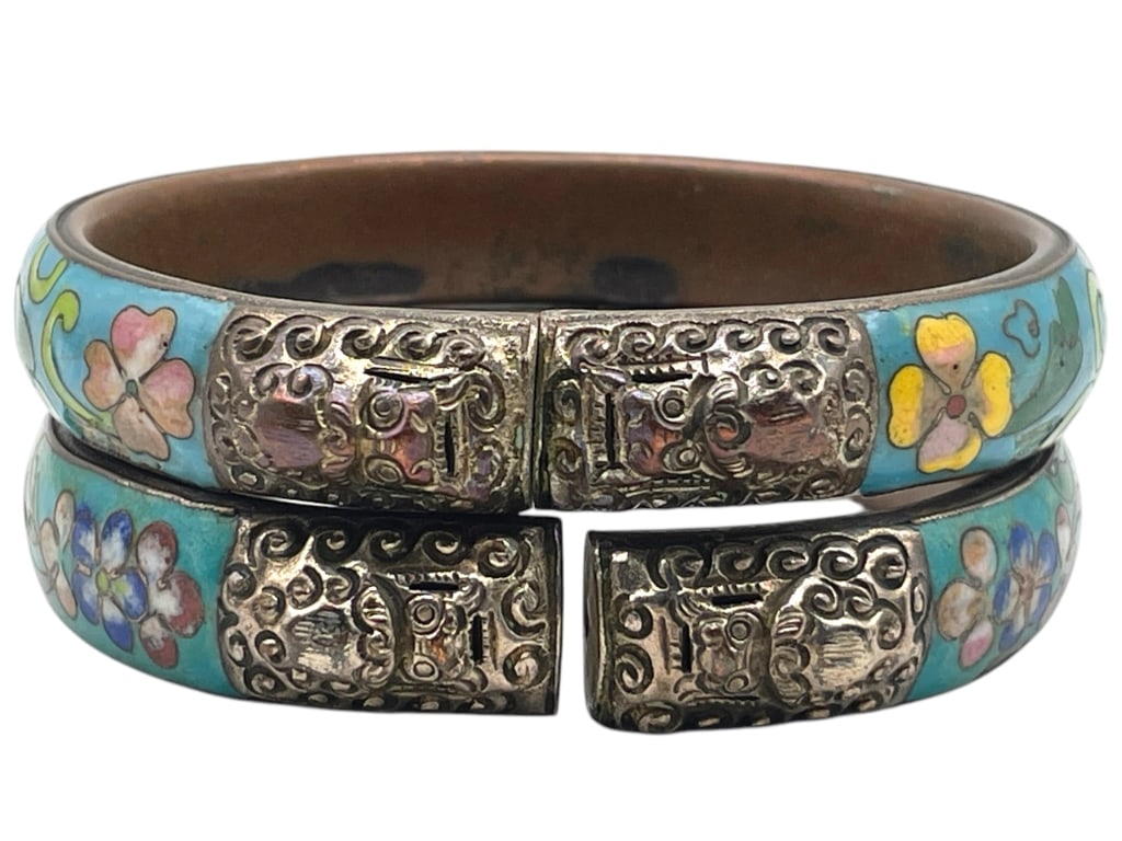 PAIR OF VINTAGE CLOISONNE STYLE BANGLES (1 of 5)
