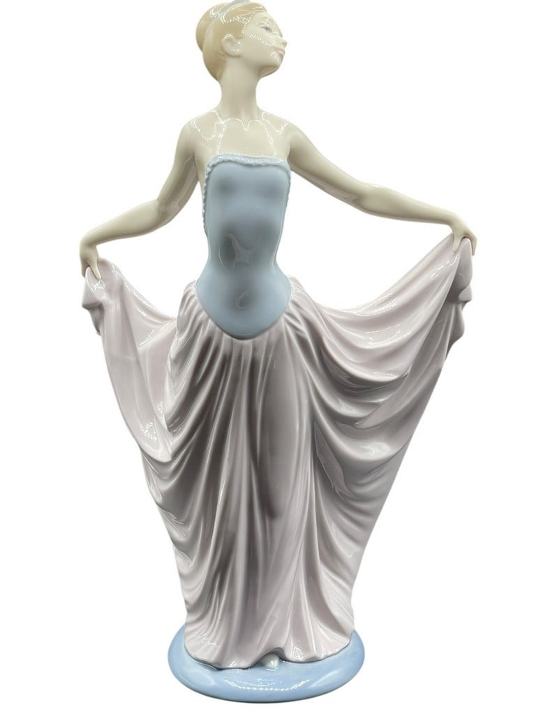 LLADRO “THE DANCER?? PORCELAIN FIGURINE #5050 11.5" (1 of 7)