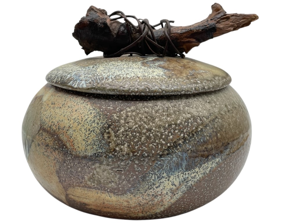 STONEWARE CANISTER WITH WOOD HANDLE 7" (1 of 5)