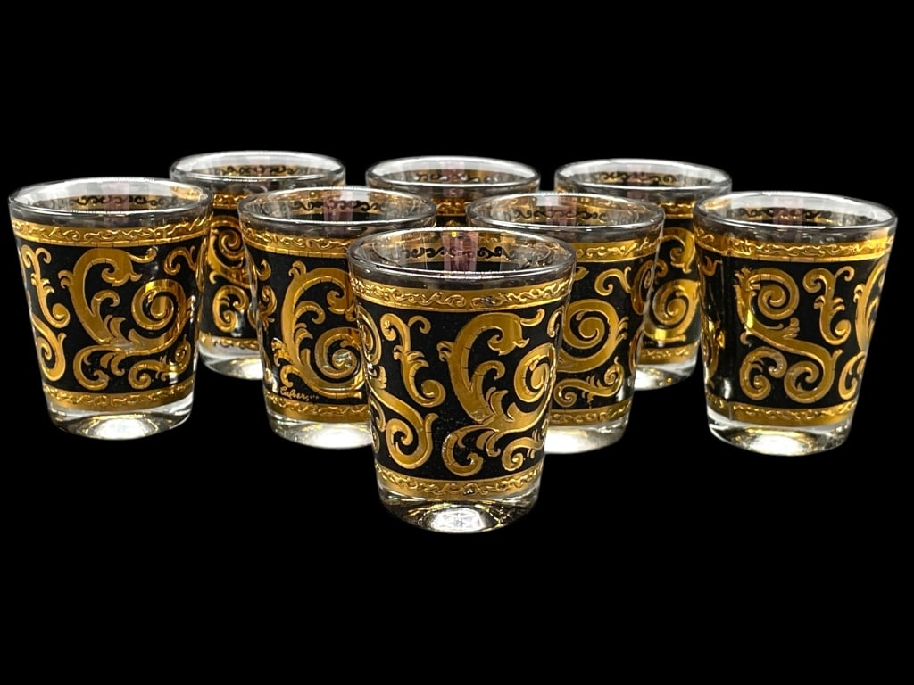 SET OF 8 MID CENTURY MODERN BAROQUE SHOT GLASSES: SET OF 8 MID CENTURY MODERN BAROQUE SHOT GLASSES -GOOD PRE OWNED CONDITION, SOME GENERAL WEAR -8 GLASSES -APPROX 2" -JA 021925 ***Please note that due to limited storage space, all items must be picke