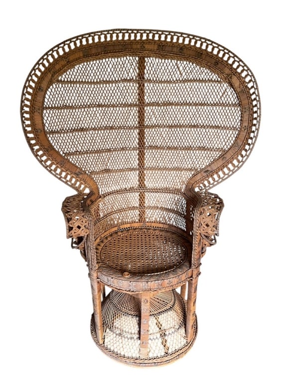 VINTAGE 1970'S RATTAN WICKER PEACOCK CHAIR 58" (1 of 10)