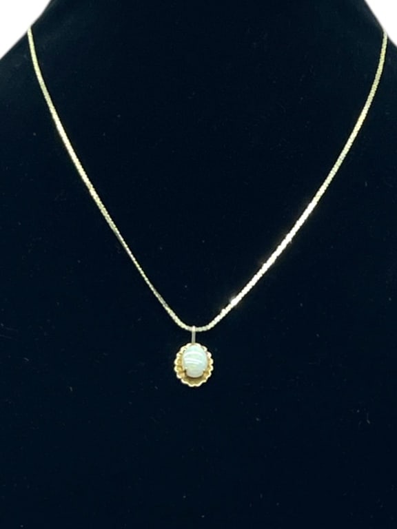 14K GOLD NECKLACE W/ OPAL PENDANT 4.29G (1 of 8)