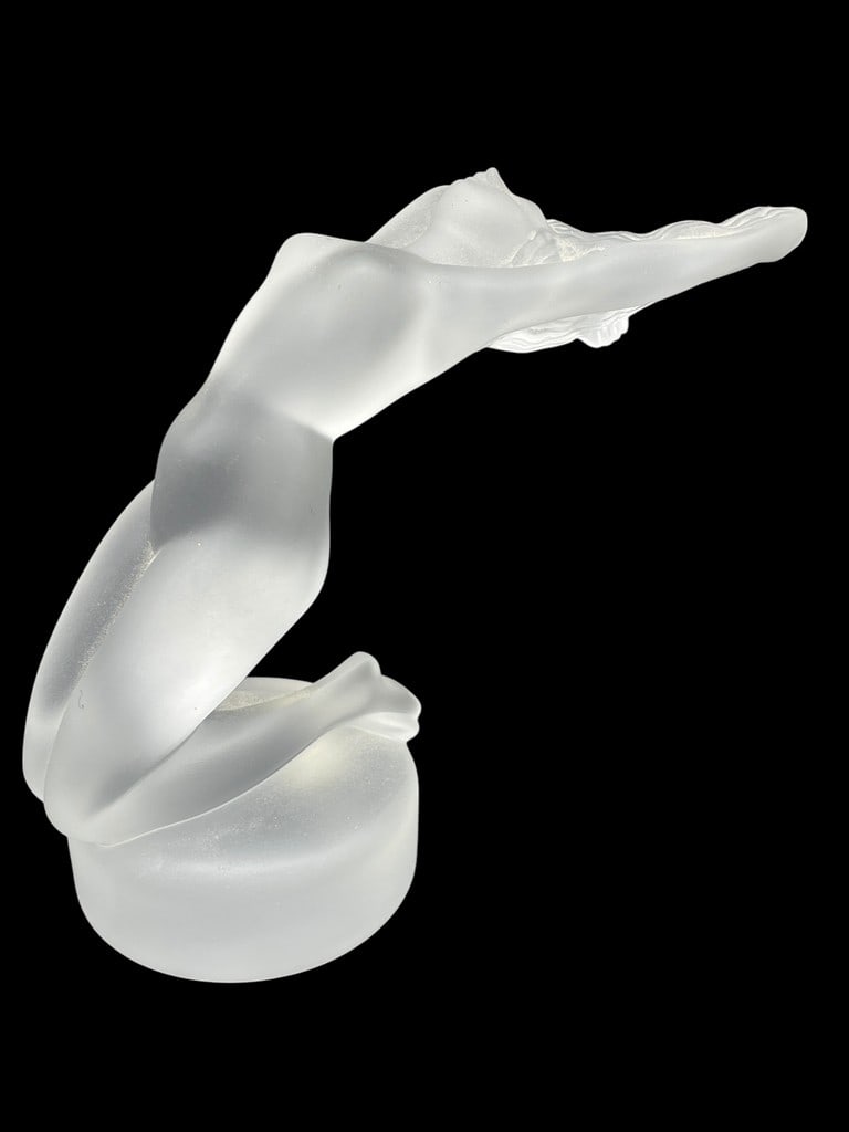 LALIQUE FRANCE CHRYSIS FROSTED GLASS FIGURINE 5": VINTAGE LALIQUE FRANCE CHRYSIS FEMALE CRYSTAL ART DECO SCULPTURE FIGURINE -5" APPROX -VERY GOOD PRE OWNED CONDITION -DP22825 -Bidders may pick up their items from the auction-house or have thei