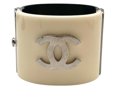 CHANEL RESIN CC CUFF IN BLACK & WHITE