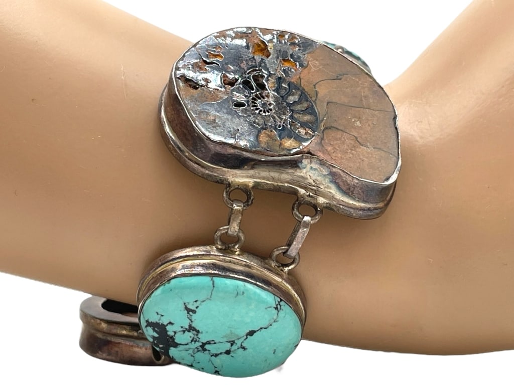 STERLING TURQUOISE & FOSSILIZED AMMONITE BRACELET (1 of 5)