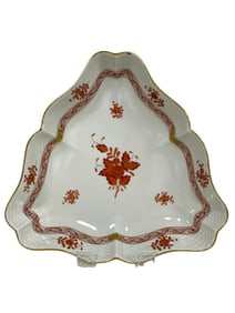 HEREND FORTUNA TRIANGULAR DISH 9"