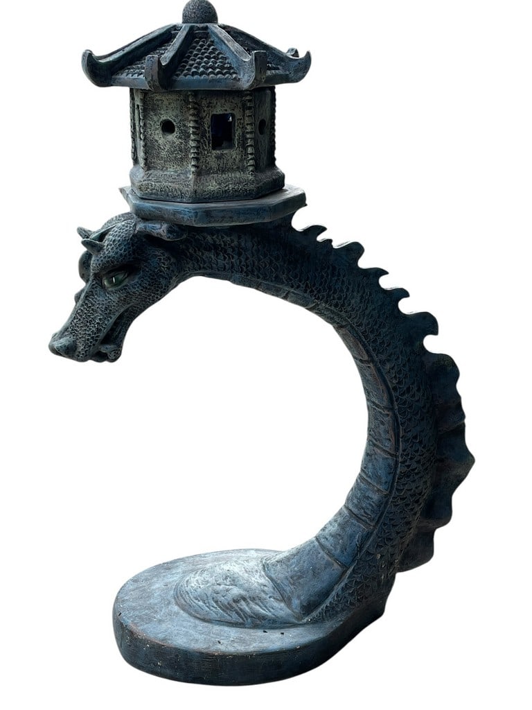 CAST DRAGON OUTDOOR LAMP POST WITH LIGHT 48" (1 of 8)