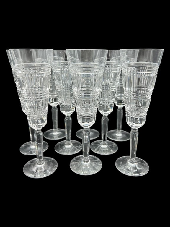 Set of 6 Ralph Lauren Glen Plaid Wine Glasses: Set of 6 Ralph Lauren Glen Plaid Cut Crystal Champagne Glasses – Timeless Luxury-Elevate your glassware collection with this exquisite set of six Ralph Lauren Glen Plaid cut crystal champagne glasse