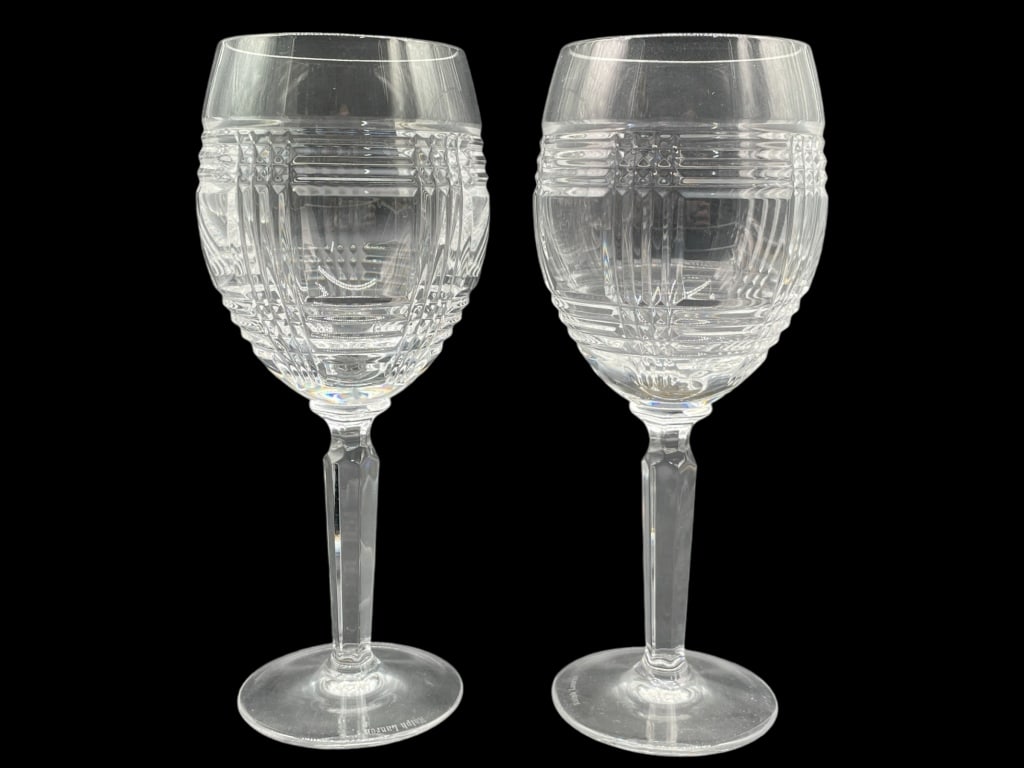 RALPH LAUREN GLEN PLAID CRYSTAL GOBLETS SET OF 2: RALPH LAUREN GLEN PLAID CRYSTAL GOBLETS SET OF 2 -GOOD CONDITION, ONE GLASS HAS CRACK ON UNDERSIDE OF GOBLET (SEE PHOTO) -SET OF TWO CRYSTAL GOBLETS -RALPH LAUREN STAMP -APPROX 8" TALL -JA 121324 #22