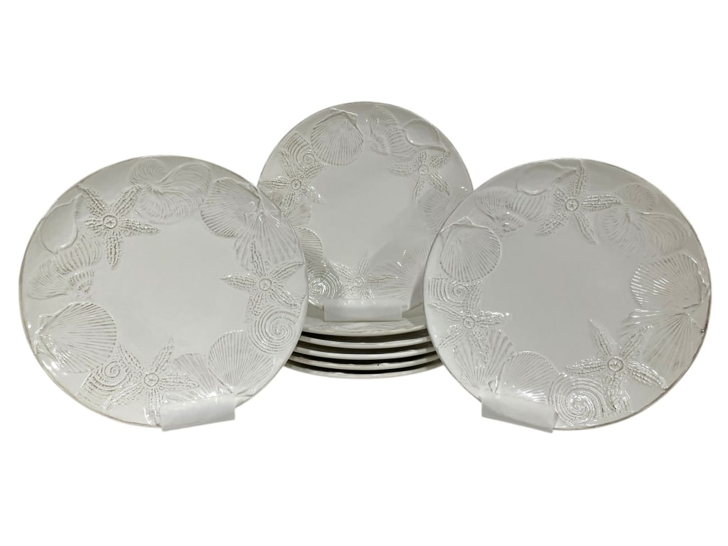 SET OF 8 WHITE SEASHELL DINNER PLATES 11" (1 of 5)