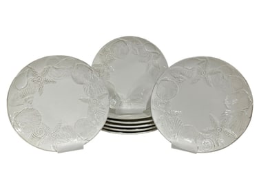 SET OF 8 WHITE SEASHELL DINNER PLATES 11"