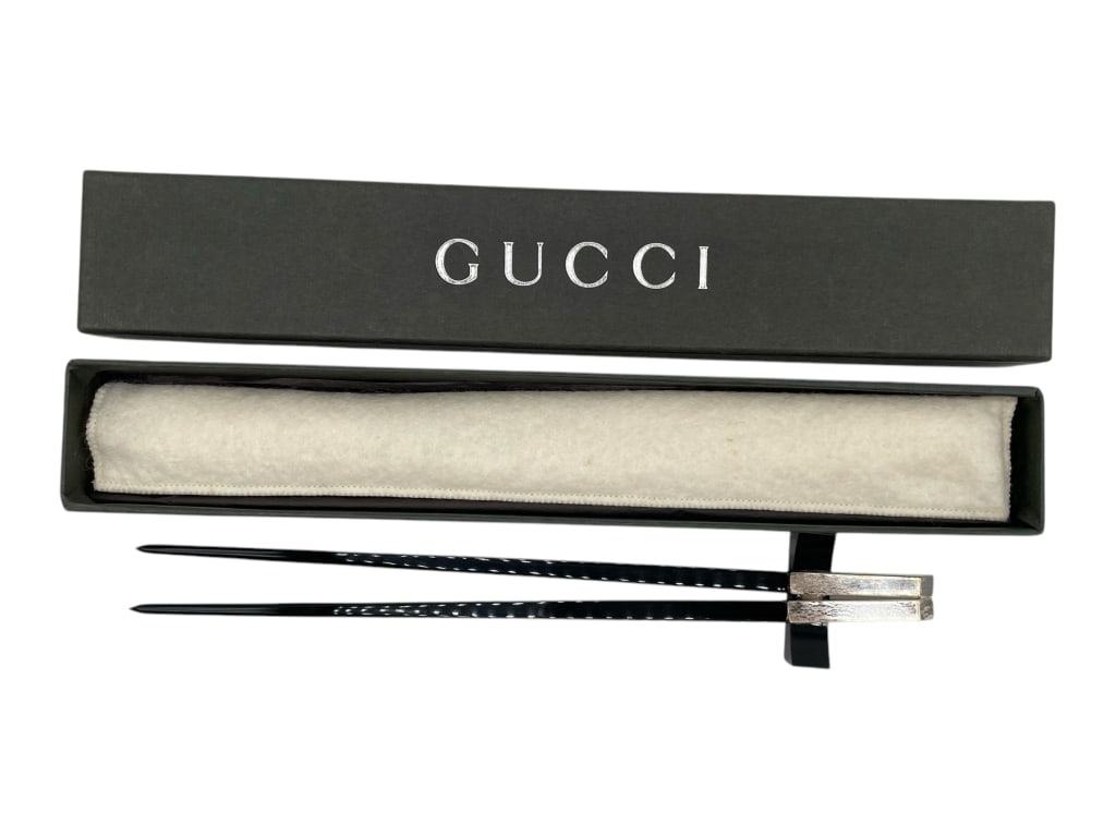 GUCCI BLACK & SILVER CHOPSTICKS W/ STAND (1 of 7)