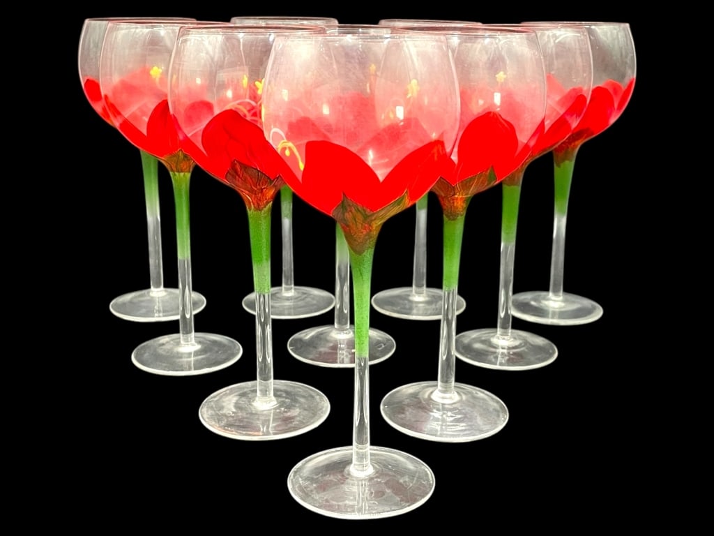 SET OF 10 HAND PAINTED RED FLOWER WINE GLASSES 9": SET OF 10 HAND PAINTED RED FLOWER WINE GLASSES 9" -VERY GOOD PRE OWNED CONDITION -SET OF 10 GLASSES -APPROX 9" -JA 031725 By bidding on this item, you have read, understand, and agree to the terms and