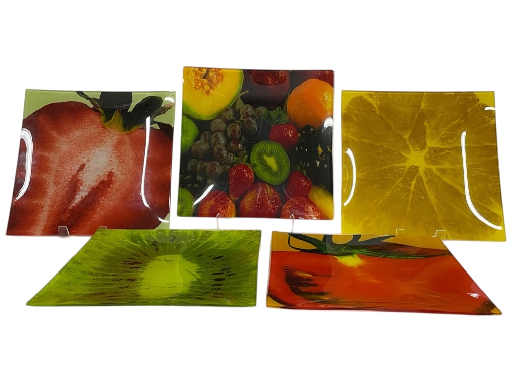 SET OF 5 ASSORTED COLORFUL GLASS FRUIT PLATES (1 of 6)