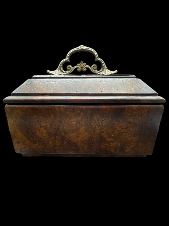 VINTAGE MAITLAND SMITH STYLE COVERED BOX (1 of 7)