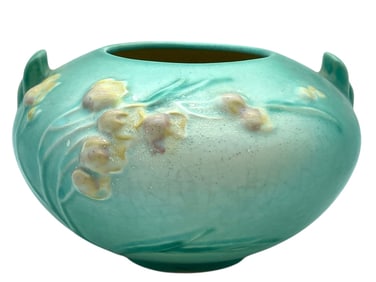 ROSEVILLE POTTERY IXIA BOWL 6"