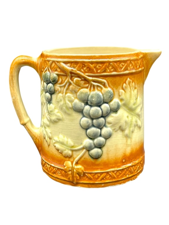 ROSEVILLE POTTERY STONEWARE PITCHER W/ GRAPES (1 of 5)