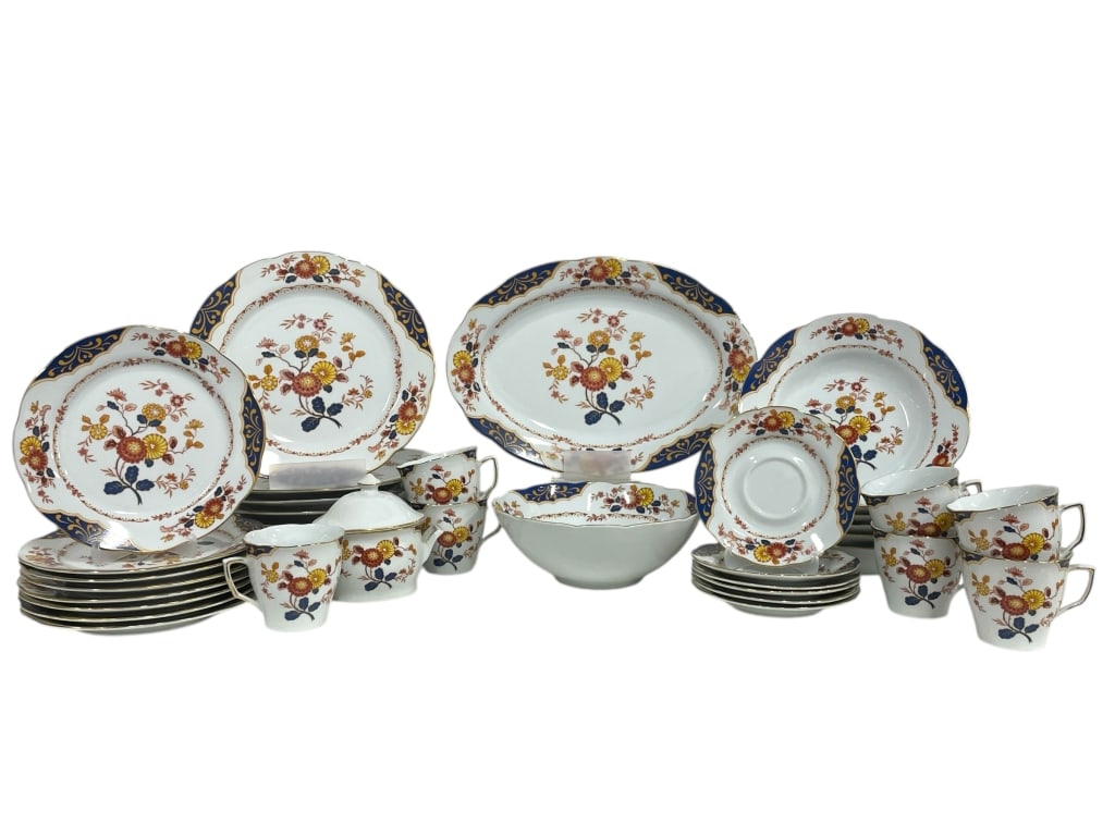 HOME BEAUTIFUL CANTON FAIR CHINA DINNERWARE SET (1 of 12)