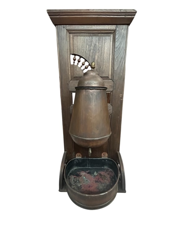 ANTIQUE COPPER & WOOD WALL-MOUNTED WASH BASIN 40" (1 of 2)