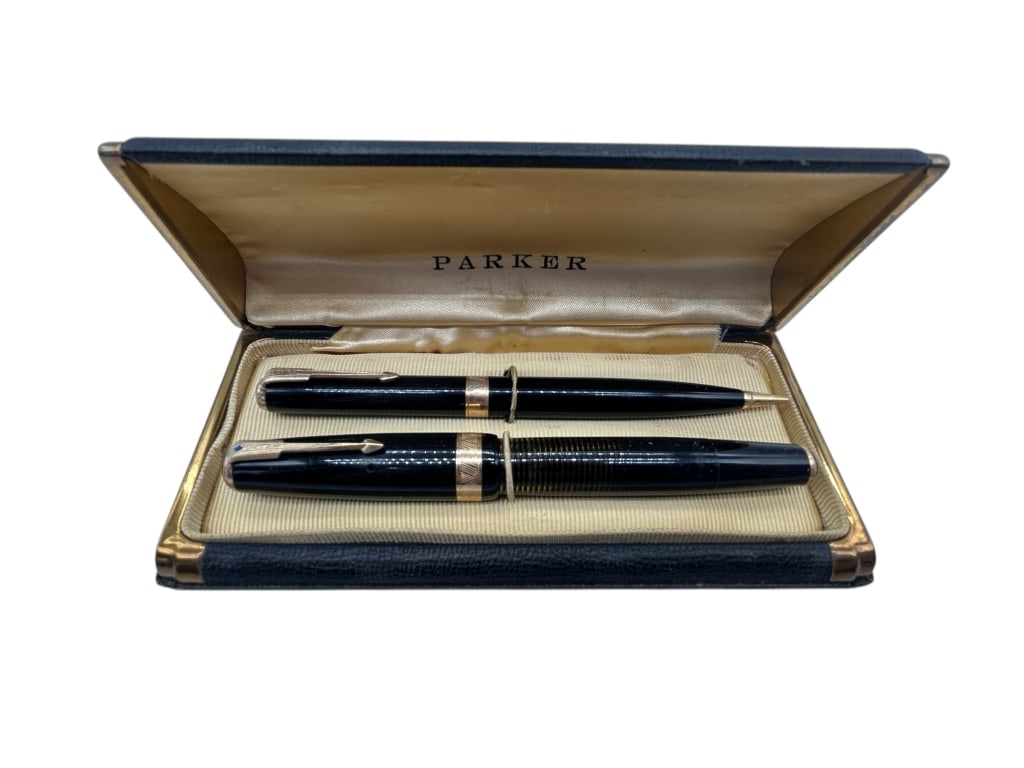 VINTAGE PARKER DUOFOLD FOUNTAIN PEN SET (1 of 4)
