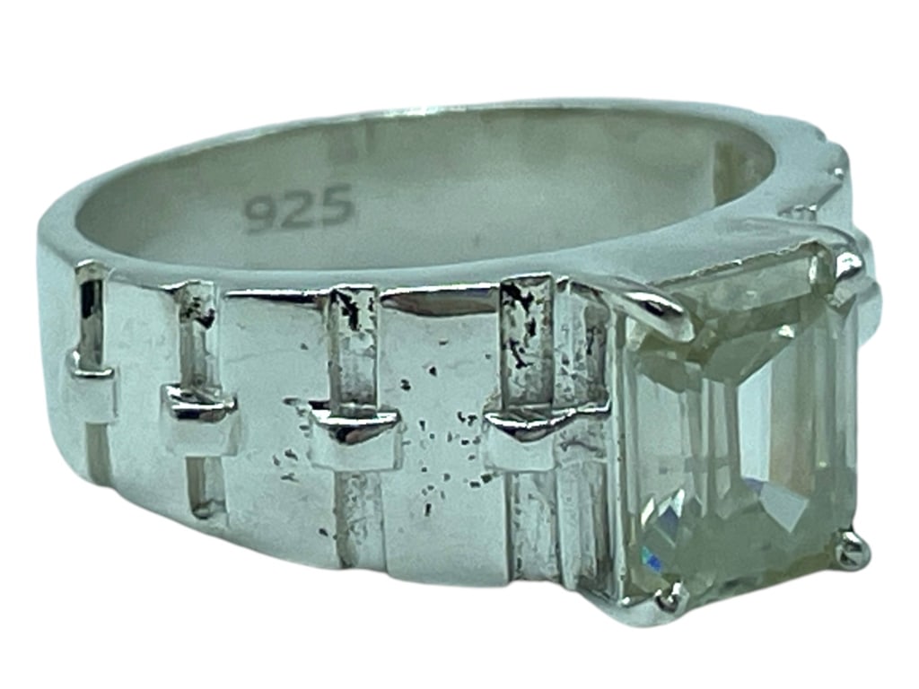 2.5CT EMERALD CUT WHITE MOISSANITE RING (1 of 6)